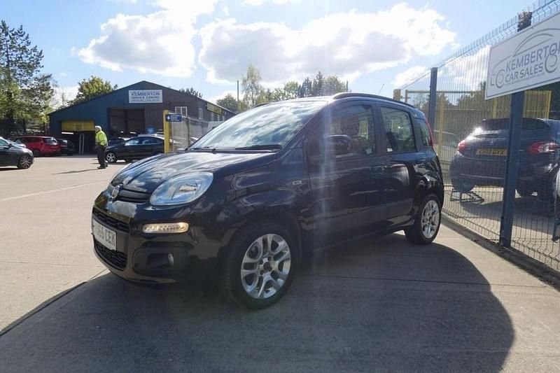Used Fiat Panda Lounge 69 HP (50 kW) 2015 Black Hatchback