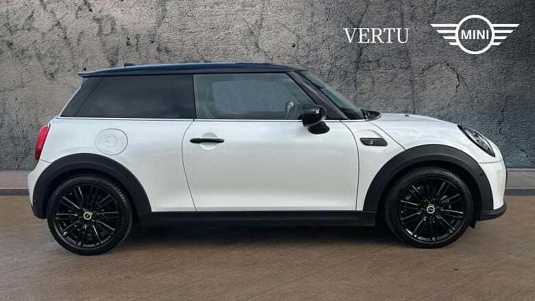 Used Mini Cooper Exclusive 136 HP (100 kW) 2023 Hatchback