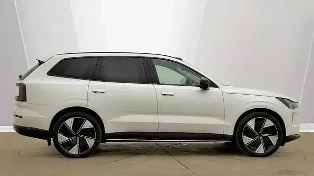 Used Volvo EX90 Ultra 300 kW (408 HP) 2025 White SUV
