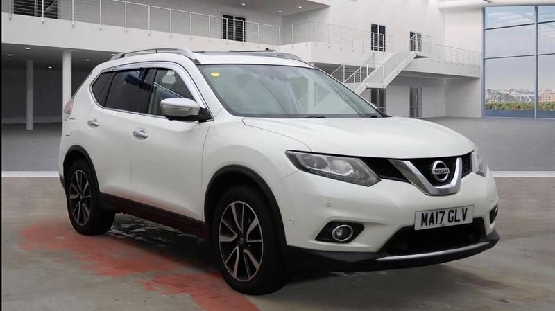 White Used 2017 Nissan X-Trail Tekna SUV | £9,495 (A bit pricey) - Image 1/4