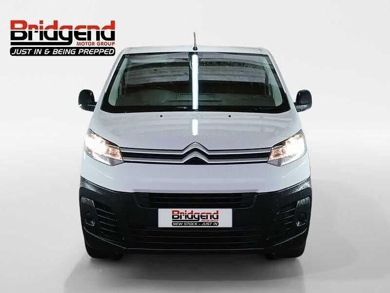 Used Citroën Dispatch 2023 White MPV