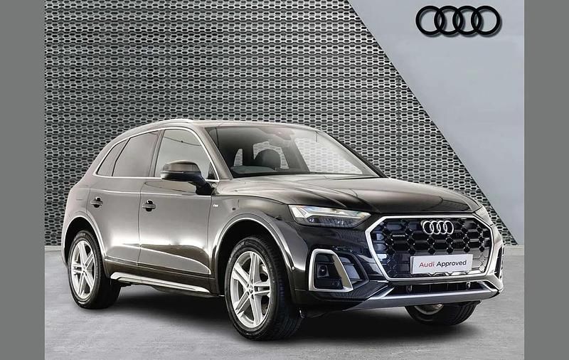 Used Audi Q5 S-Line 200 HP (147 kW) 2024 Black SUV