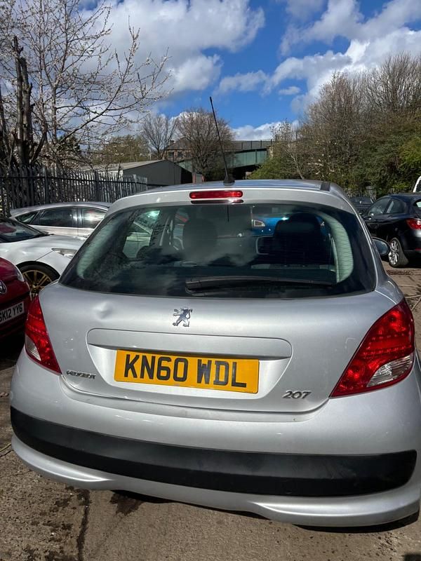 Used Peugeot 207 S 68 HP (50 kW) 2010 Silver Hatchback