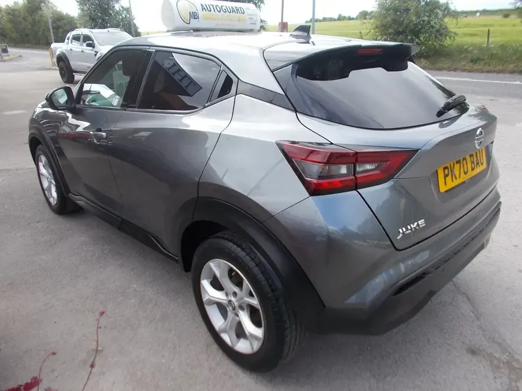 Used Nissan Juke N-Connecta 2020 Grey SUV