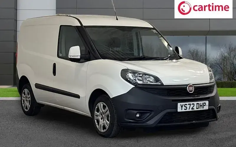 Used Fiat Doblò S 90 HP (66 kW) 2022 MPV