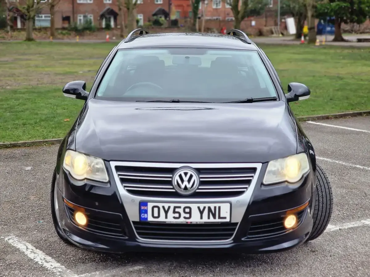 Begagnad VW Passat R-line 170 HK (125 kW) 2009 Svart Kombi