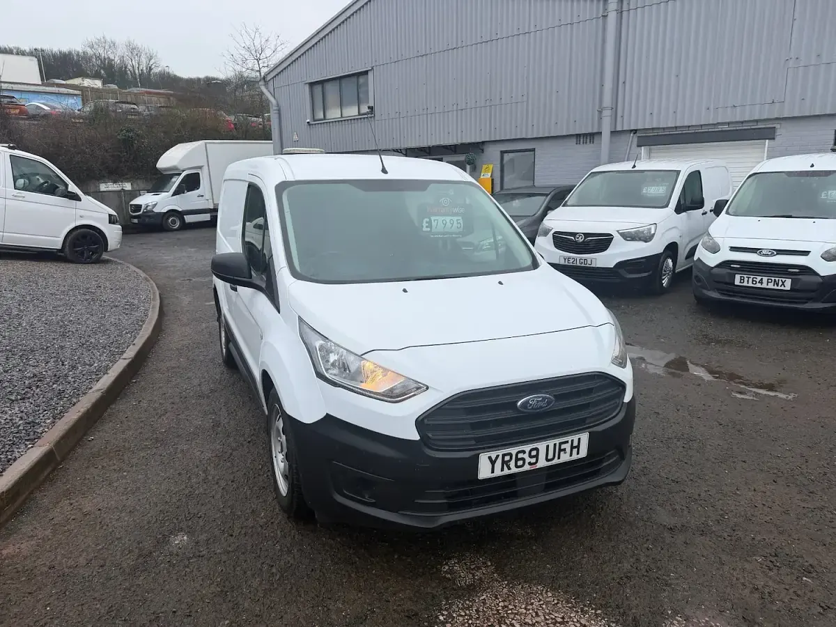 Used Ford Transit 75 HP (55 kW) 2019 White Van