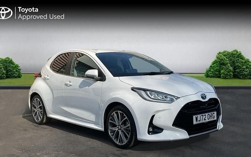 Used Toyota Yaris Hybrid 116 HP (85 kW) 2024 Hatchback