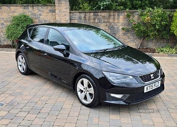 Black Used 2015 Seat Leon FR Hatchback | £7,945 (Fair price) - Image 1/4