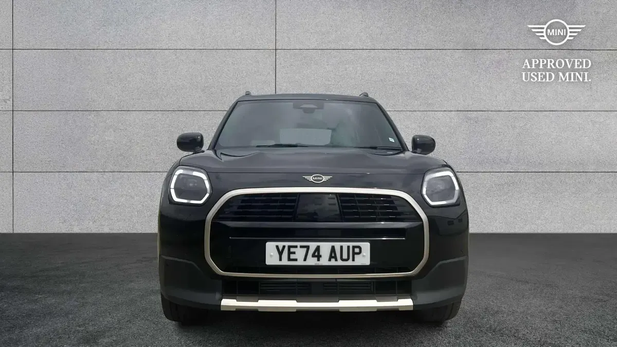 Used Mini Countryman 168 HP (123 kW) 2024 Black SUV