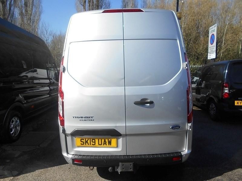 Used Ford Transit Custom Trend 2019 Silver