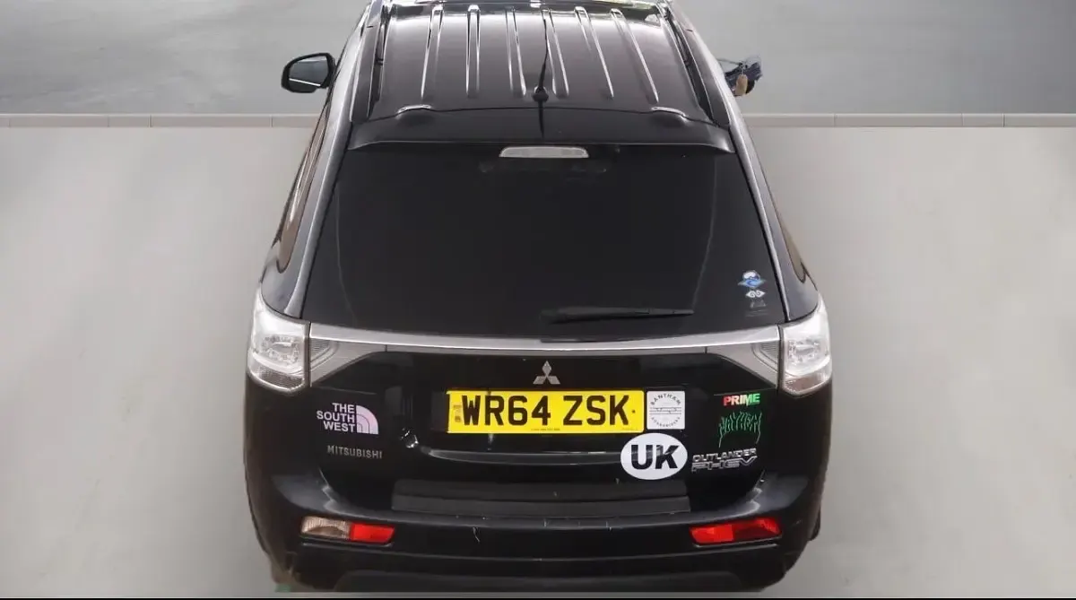 Used Mitsubishi Outlander P-HEV 2014 Black Estate