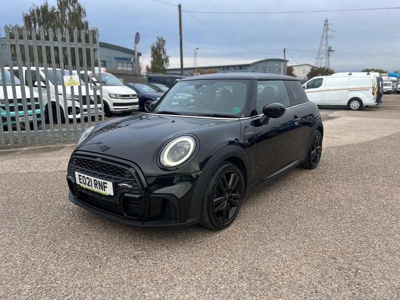 Używany Mini Cooper Sport 2021 Czarny Hatchback