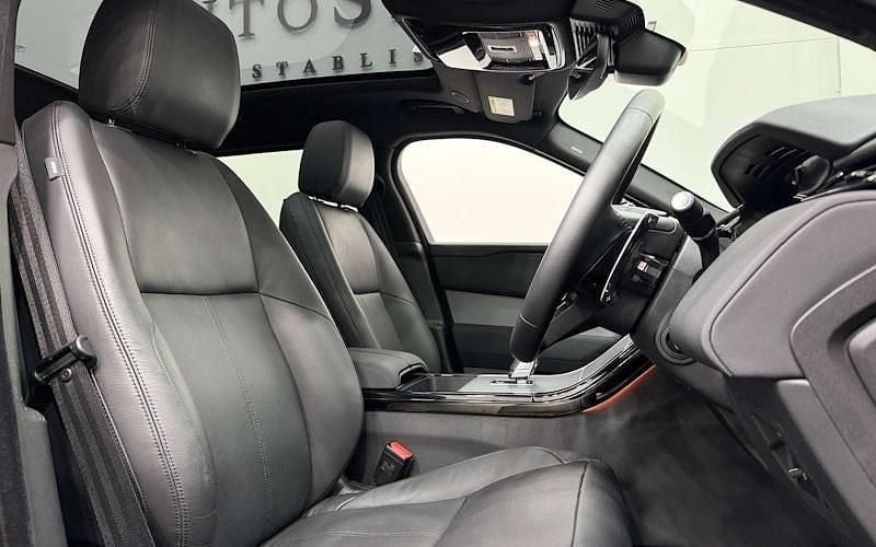 Used 2025 Land Rover Range Rover Velar S 404 HP SUV – Kent (Dealer) – £ ...