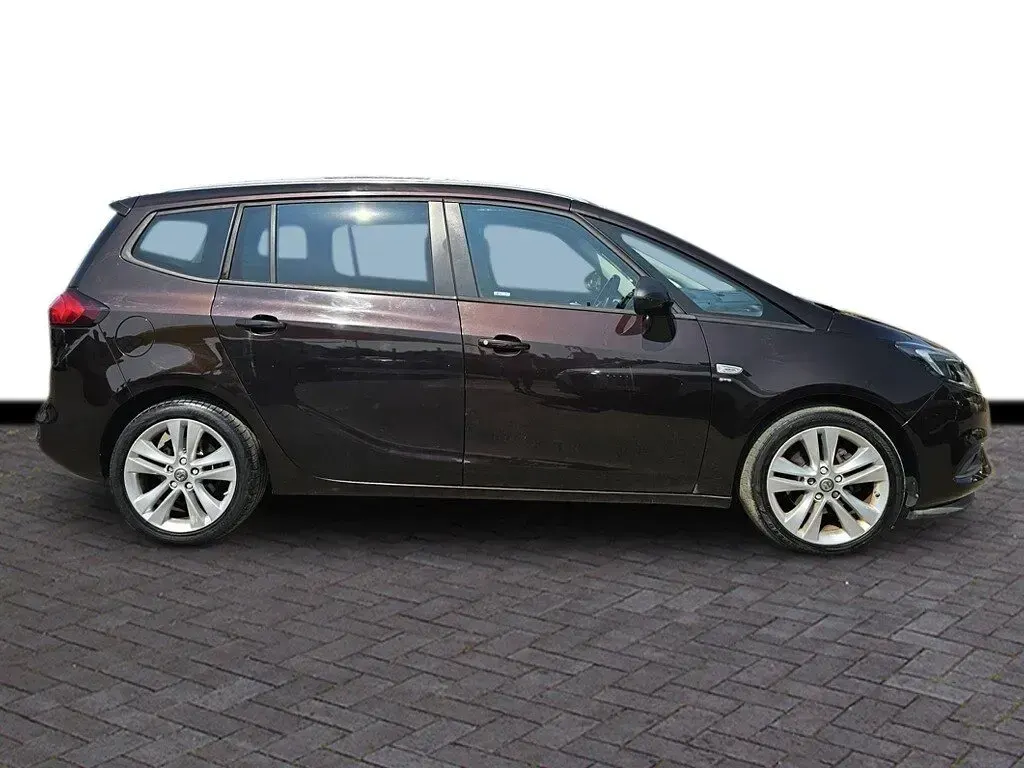 Used Vauxhall Zafira SRi 140 HP (102 kW) 2016 Brown MPV