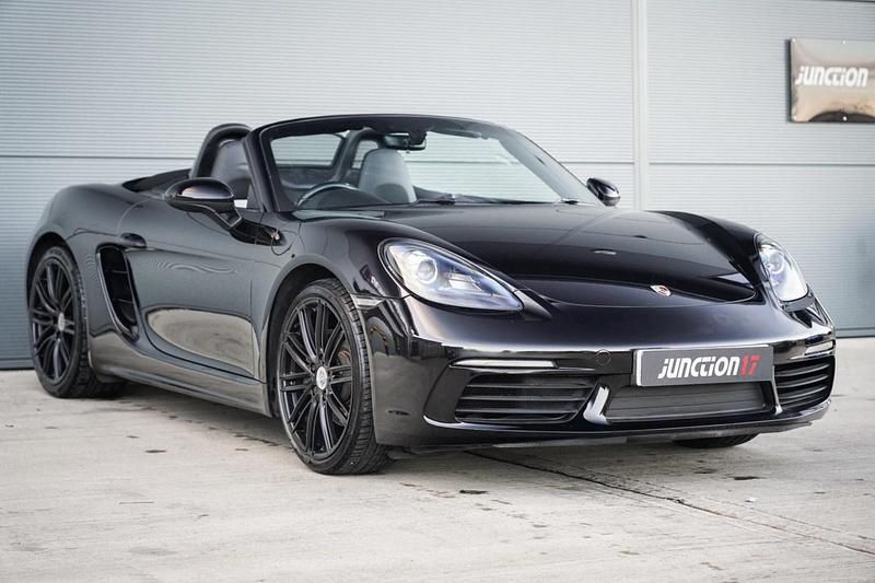 Used Porsche 718 Boxster 2018 Black Cabriolet