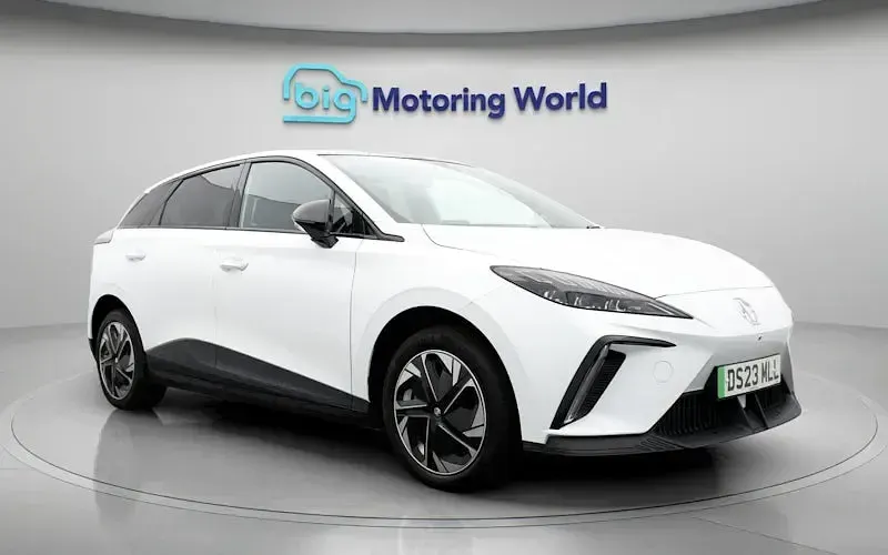 Used MG MG4 EV Trophy 150 kW (204 HP) 2025 Hatchback