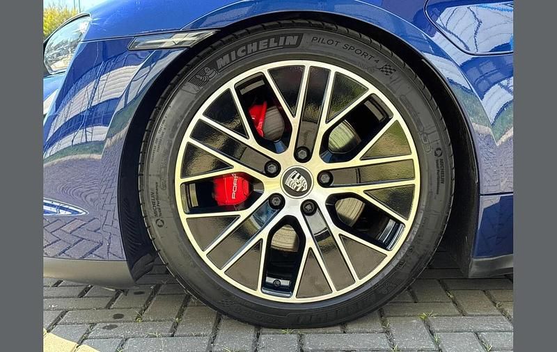 Used Porsche Taycan 389 kW (530 HP) 2020 Blue Sedan