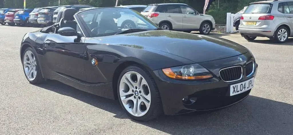 Begagnad BMW Z4 192 HK (141 kW) 2004 Svart Cab