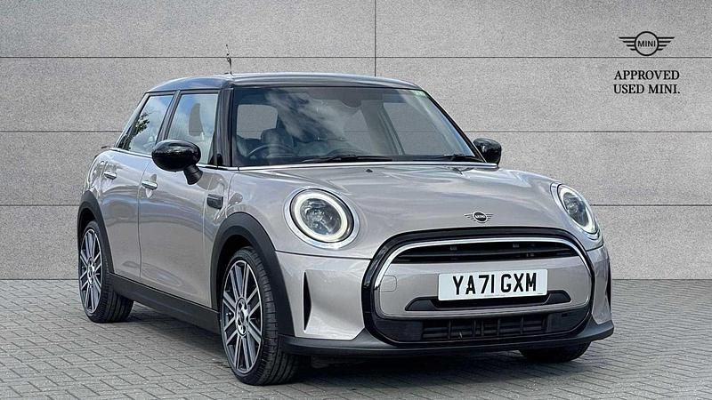 Grey Used 2022 Mini Cooper Exclusive Hatchback | £18,539 (A bit pricey) - Image 1/4
