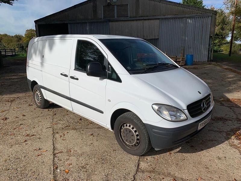 White Used 2008 Mercedes Vito MPV | £3,750 (Super price) - Image 1/4