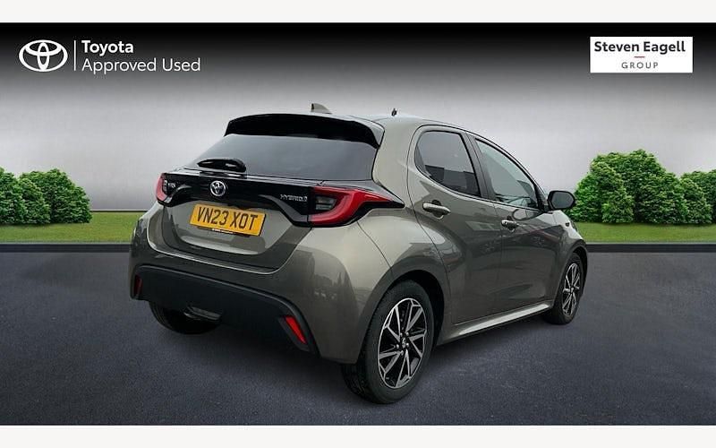 Used Toyota Yaris Hybrid Design 116 HP (85 kW) 2026 Hatchback