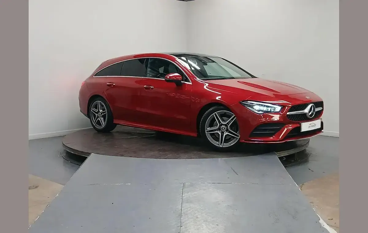 Used Mercedes CLA180 AMG Line Premium Plus 134 HP (98 kW) 2022 Red Coupe