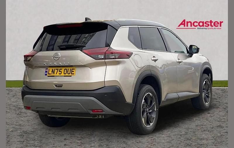 New Nissan X-Trail N-Connecta 161 HP (118 kW) 2025 Silver SUV