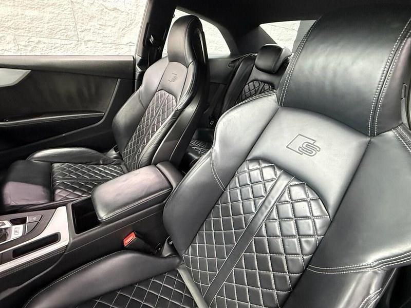 Used Audi S5 Design 354 HP (260 kW) 2017 Black Coupe
