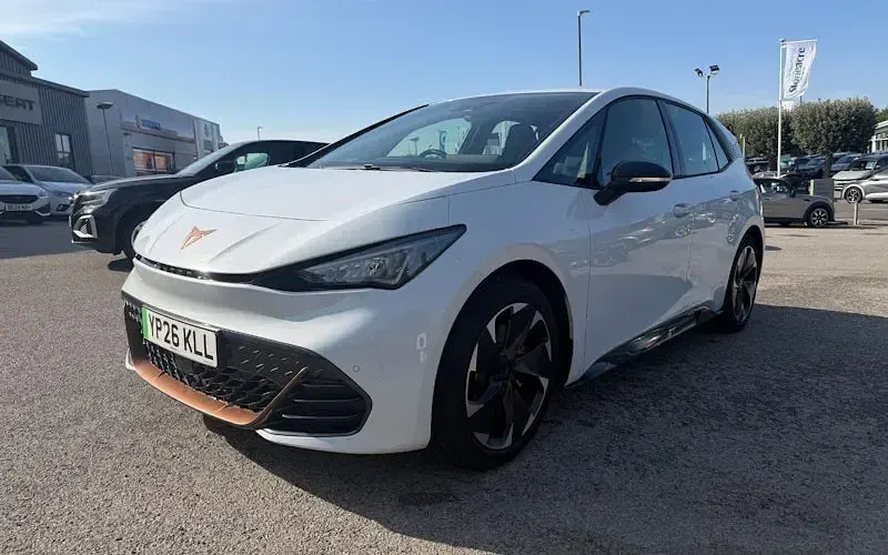 Used Cupra Born e-Boost 169 kW (231 HP) 2026 White Hatchback