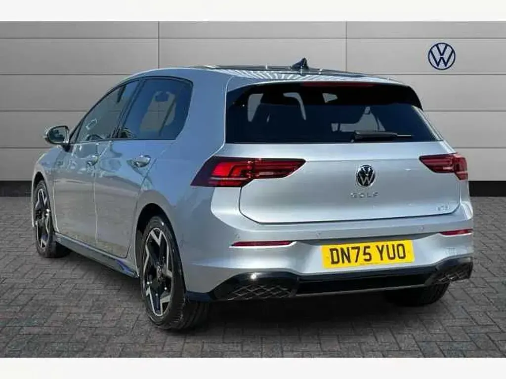 Used VW Golf VIII 150 HP (110 kW) 2026