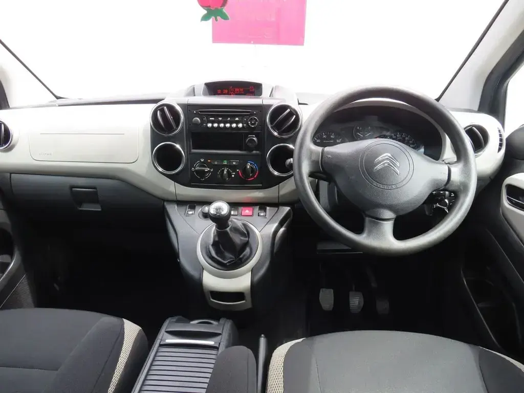 Used Citroën Berlingo XTR 115 HP (84 kW) 2015 Blue MPV