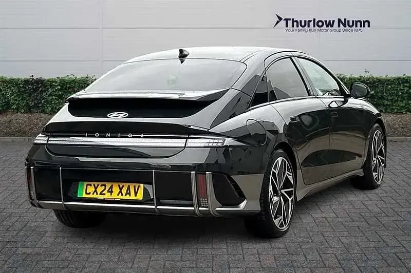 Usado Hyundai Ioniq 6 Premium 167 kW (228 HP) 2024 Verde Sedan