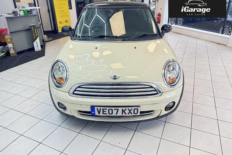 White Used 2007 Mini Cooper Hatch Hatchback | £3,499 - Image 1/1