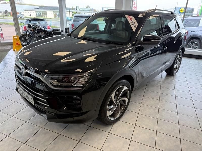 Used Ssangyong (KGM) Korando 163 HP (119 kW) 2022 Black Estate