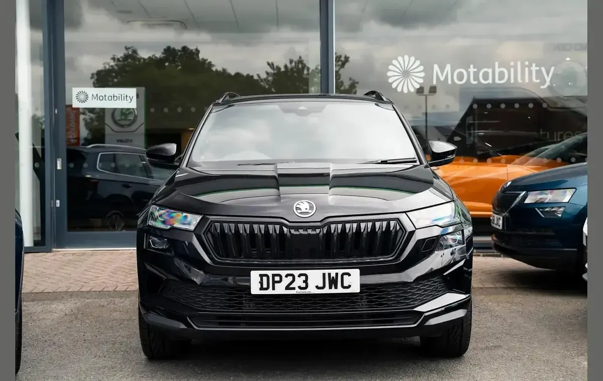 Used Skoda Karoq SportLine 187 HP (137 kW) 2023 Black SUV