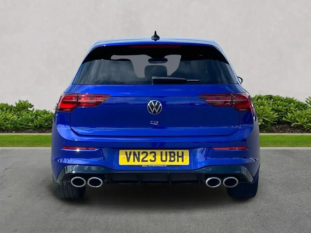 Used VW Golf VIII R 320 HP (235 kW) 2023 Blue Hatchback