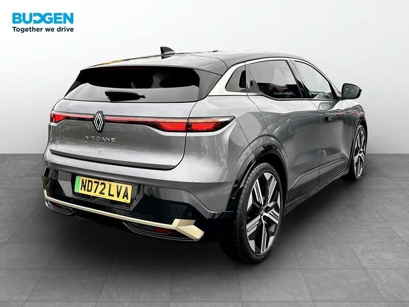 Used Renault Megane E-Tech 160 kW (218 HP) 2022 Grey/black Hatchback