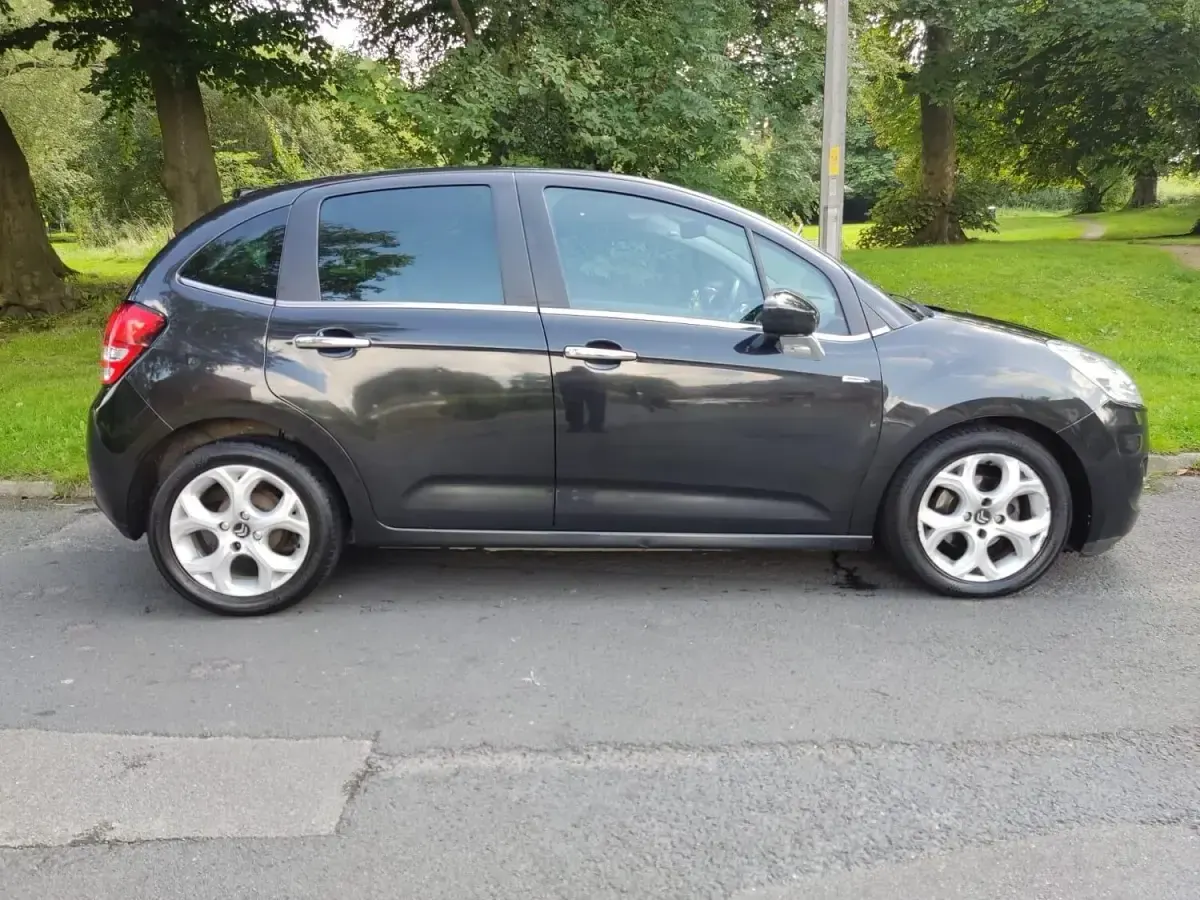Used Citroën C3 Exclusive 2010 Black Hatchback