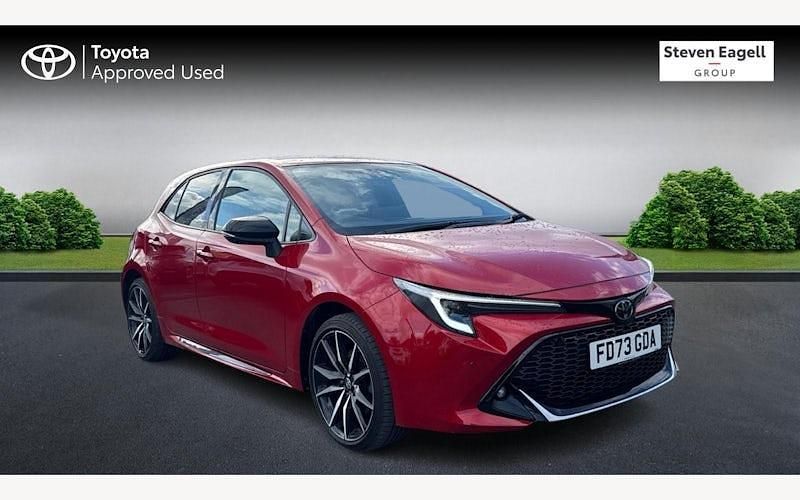 Used 2025 Toyota Corolla Sport Hatchback | £25,954 (A bit pricey) - Image 1/3