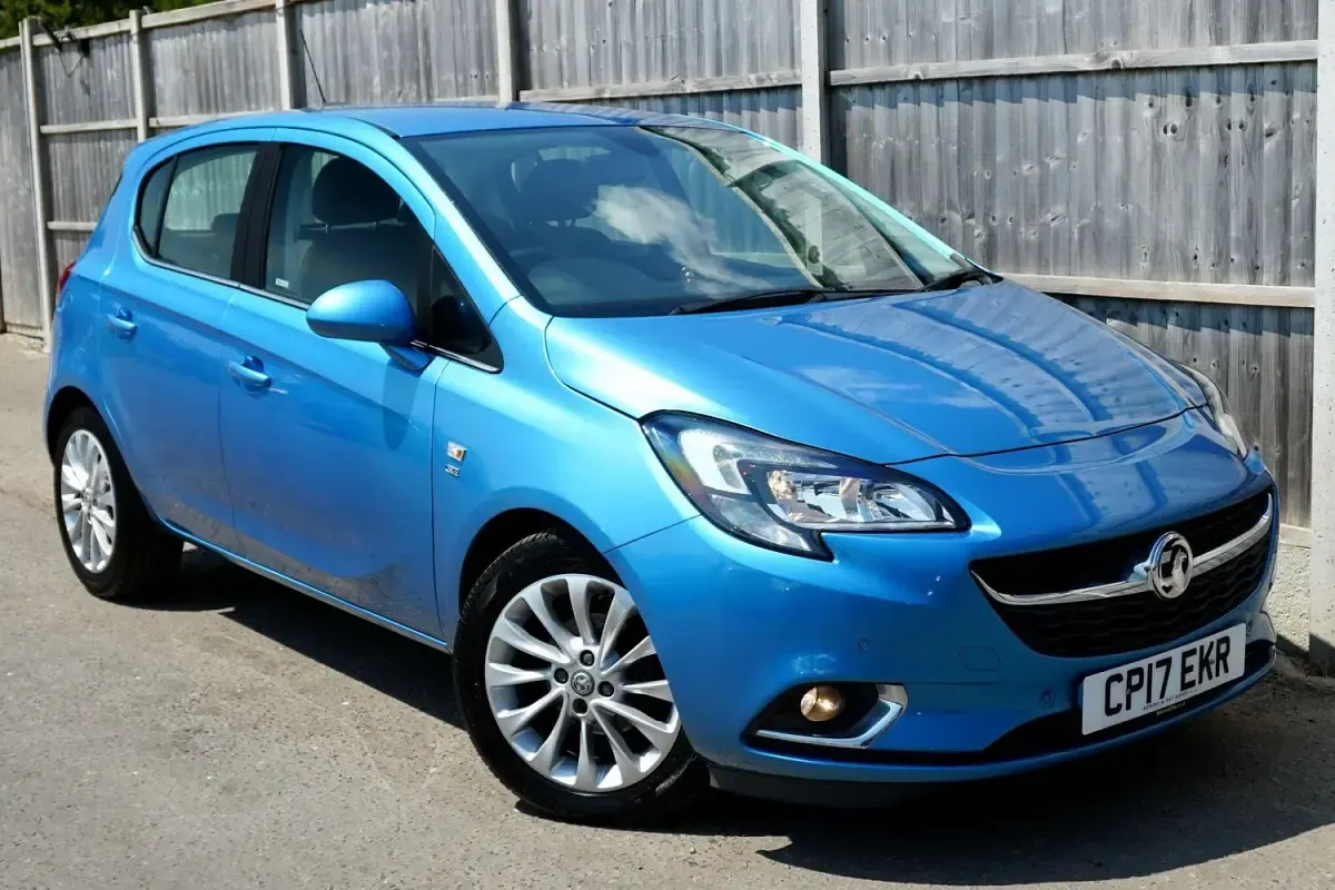 Used Vauxhall Corsa 90 HP (66 kW) 2017 Blue Hatchback