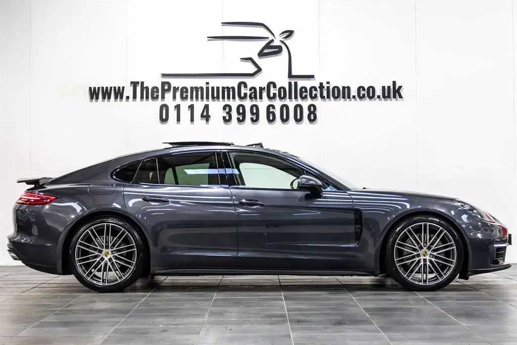 Used Porsche Panamera 422 HP (310 kW) 2017 Grey Hatchback