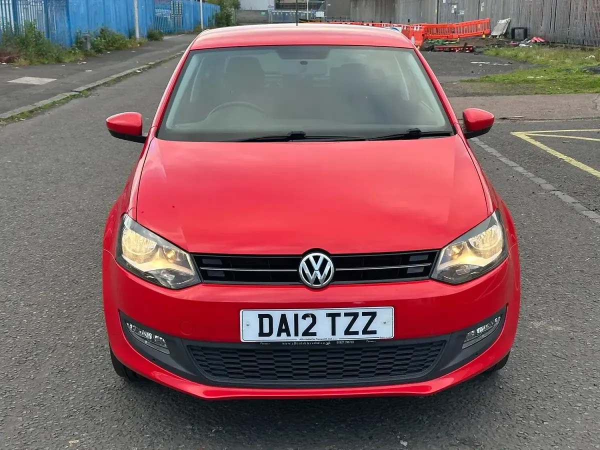 Used VW Polo Match 70 HP (51 kW) 2012 Red Hatchback
