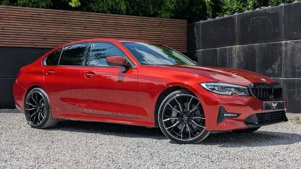 Used BMW 330e Sport Line 2020 Orange Sedan