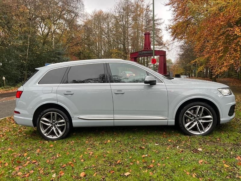 Grey Used 2017 Audi Q7 S-Line SUV | £14,999 - Image 1/4