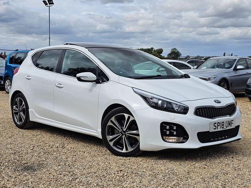 White Used 2018 Kia Ceed GT-Line S Hatchback | £8,781 (Fair price) - Image 1/4