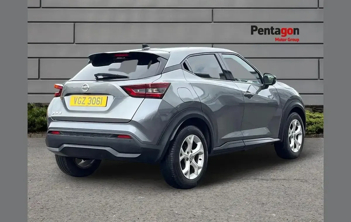 Used Nissan Juke N-Connecta 112 HP (82 kW) 2021 Grey SUV