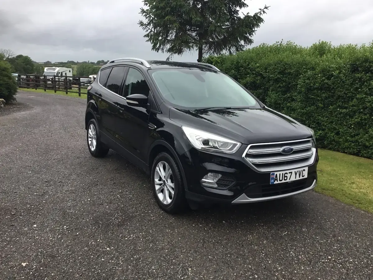 Used Ford Kuga Titanium 150 HP (110 kW) 2016 Black SUV