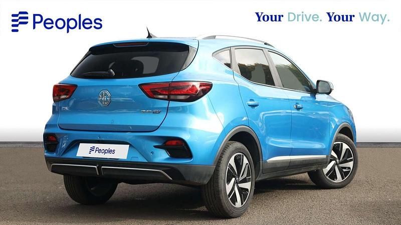 Used MG ZS Trophy 130 kW (177 HP) 2023 Blue Hatchback