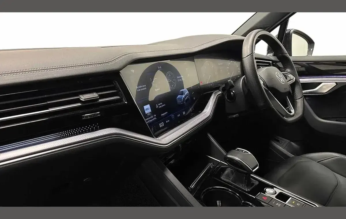 Used VW Touareg Black Edition 286 HP (210 kW) 2023 Black SUV